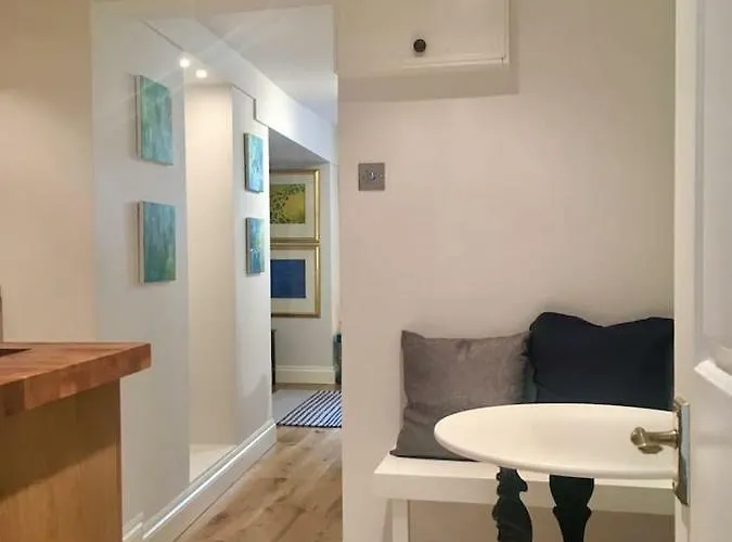 Appartement Beautiful 1br In Historic House *