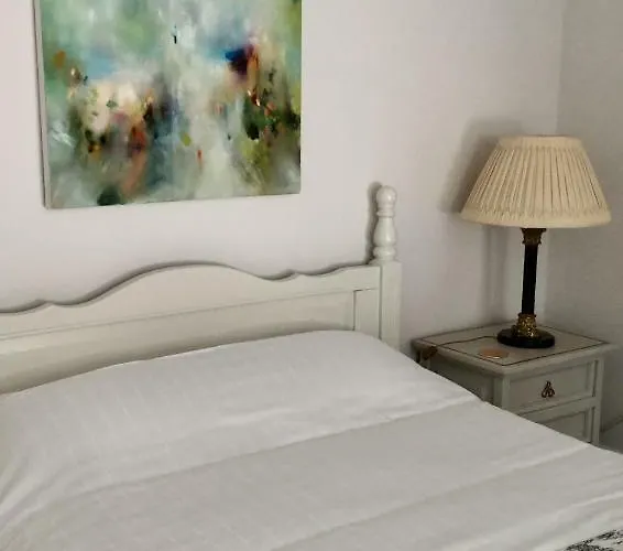 Beautiful 1br In Historic House Appartement