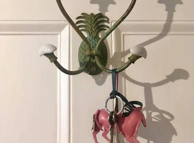 Beautiful 1br In Historic House * St Aubin