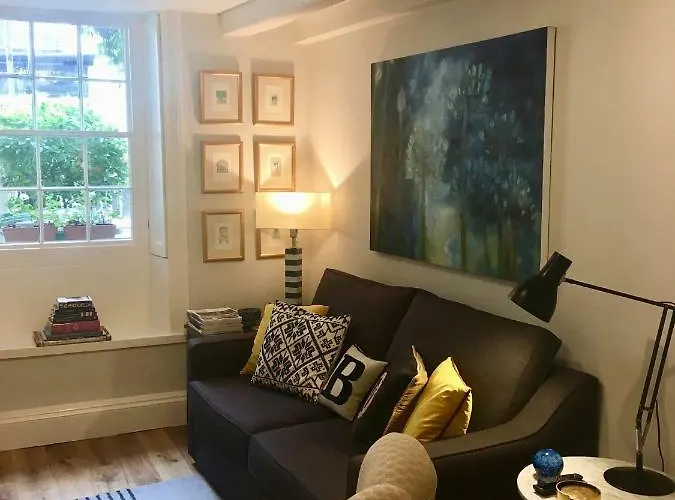 Beautiful 1br In Historic House Appartement St Aubin