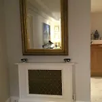 Apartment Beautiful 1br In Historic House