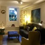Beautiful 1br In Historic House Apartment *