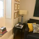Beautiful 1br In Historic House * St Aubin