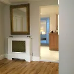Apartment Beautiful 1br In Historic House