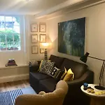 Beautiful 1br In Historic House Apartment St Aubin