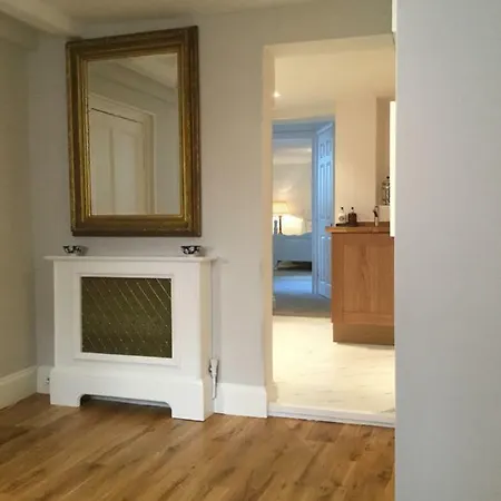 Appartement Beautiful 1br In Historic House