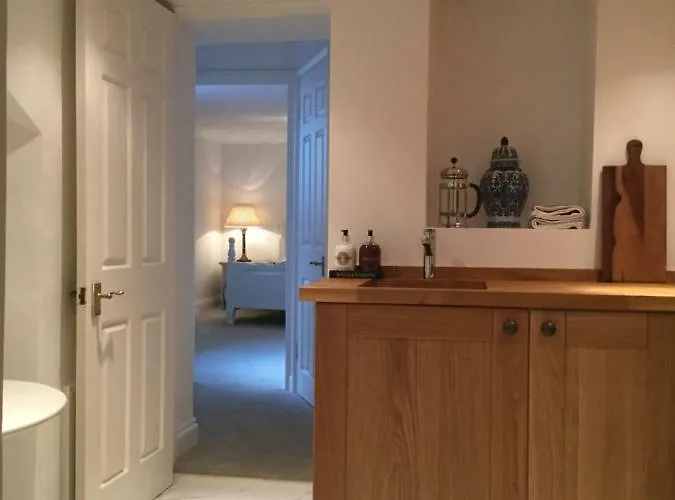 Apartament Beautiful 1br In Historic House